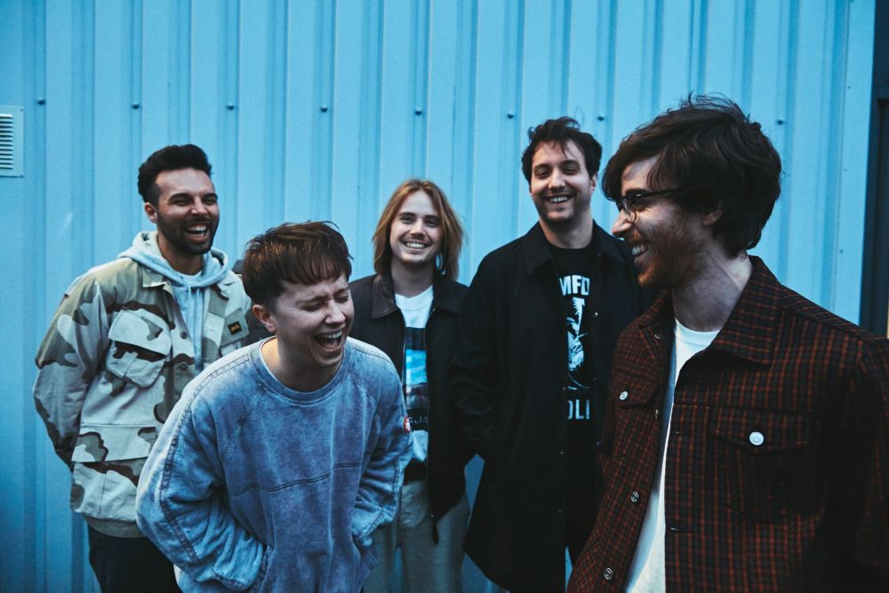 Nothing But Thieves moral panic