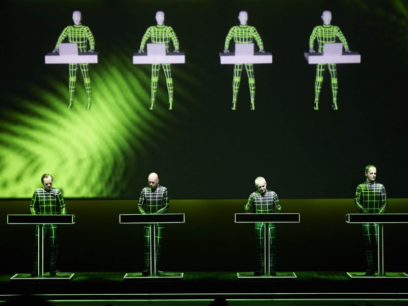 KRAFTWERK 3-D rinviate a luglio 2023 le date italiane: info e biglietti