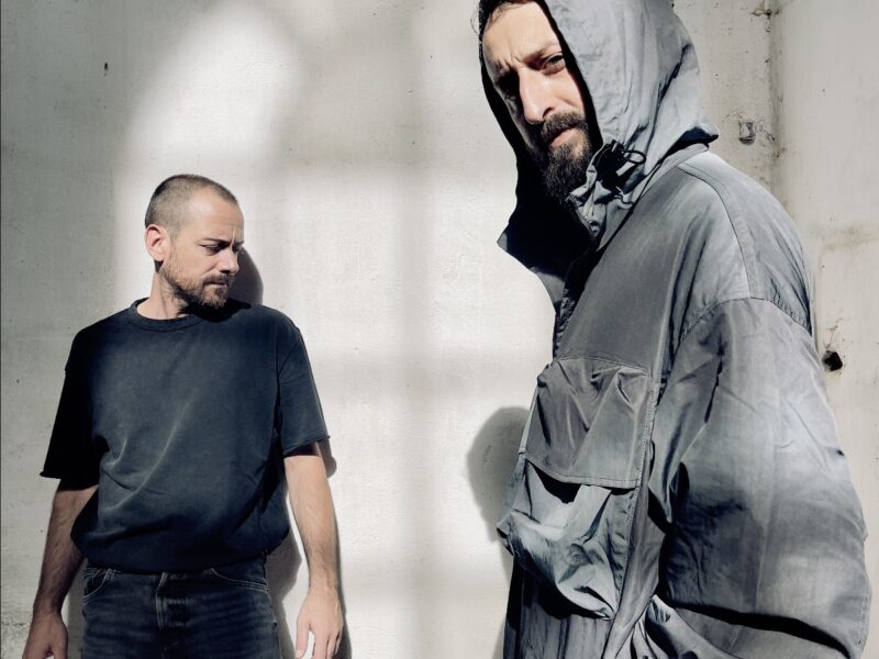 Bento: nel videoclip di “I need your help”