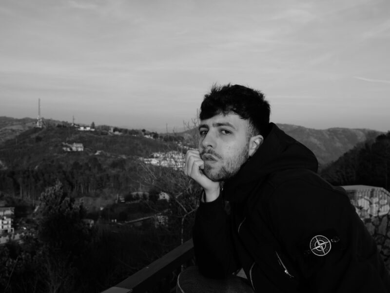 SAMUELE CARA: online il videoclip di “ULTIMA SPIAGGIA”